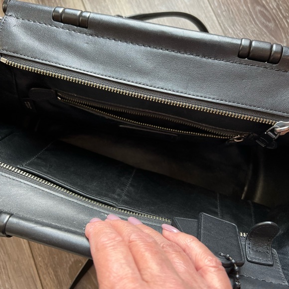 Black Coach Satchel - Picture 4 of 9